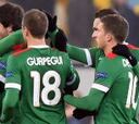 El Athletic gana en Donetsk y se acerca a la Europa League