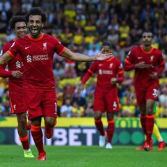 Liverpool legend Salah must be handed new contract, says Carragher