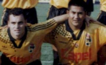 Héctor 'Kunta' Cabello debutó en La Serena el año 1982, con sólo 14 años. Tiempo después jugaría también por Coquimbo Unido. Dos clásicos rivales de la cuarta región. 