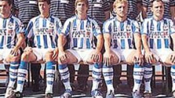 <b>EXPECTACIÓN. </b>La grada baja de Anoeta presentó un magnífico aspecto para ver la presentación de la nueva Real de Bakero.