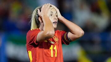 BADAJOZ, SPAIN - OCTOBER 25: Alexia Putellas of Spain laments during the International Friendly match played between Spain and Canada at Francisco de la Hera stadium on October 25, 2024, in Badajoz, Spain. (Photo By Joaquin Corchero/Europa Press via Getty Images)