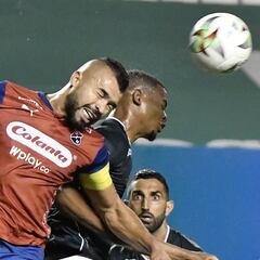 Cali y DIM empatan con polémica arbitral