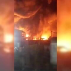 Así fue el incendio en Huimanguillo, Tabasco: desalojan a 450 personas