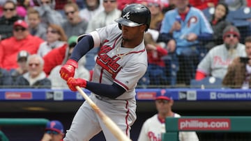 Acuña llegó a los Braves para adueñarse del jardín izquierdo. Con 20 años de edad, Acuña ya cuenta con 22 imparables y 4 home runs en los 21 juegos en los que ha participadobases robadas. El joven está listo para destacar en el campo abierto.