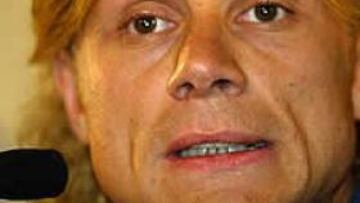 <B>FELIZ REGRESO</B>. Karpin se ha desahogado y ha expuesto públicamente todo el rencor hacia el presidente del Celta. Ahora se siente feliz de volver a la Real. Suerte.