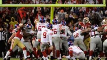 <b>SENTENCIA. </b>El gol de campo de Tynes, en la prórroga, dio la victoria a los Giants sobre los 49ers.
