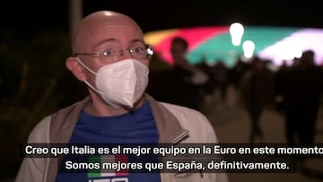 Los seguidores de Italia confiados en su partido ante España