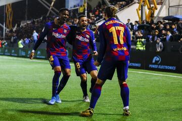 Los jugadores del Barcelona celebrando el gol 1-2 de Griezmann
