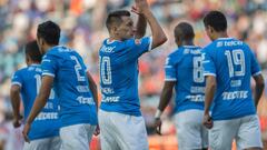 Action photo during the match Cruz Azul vs Veracruz Round 12 at Blue Stadium, Apertura 2016 MX League. 
 
  Foto de accion durante el Partido Cruz Azul vs Veracruz en el Estadio Azul, Partido Correspondiente a la Jornada 12 del Torneo Apertura 2016 Liga BBVA Bancomer MX, en la foto: Gol Christian Gimenez de Cruz Azul
 
 01/10/2016/MEXSPORT/Rene Dominguez Acosta