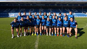 Las jugadoras del Alavés en Mendizorroza.