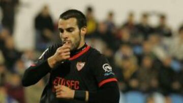 "Para ir a la Selección, hay que ayudar en el Sevilla"