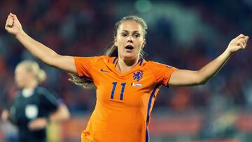 Lieke Martens celebrando con Países Bajos