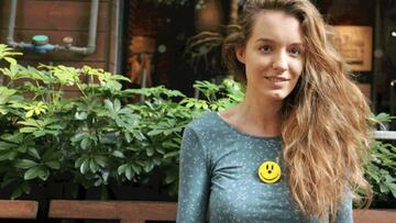 FOMO, la cámara personalizable que podrás llevar como un pin