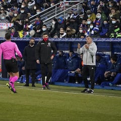 Mendilibar se expone a un par de partidos de suspensión