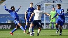 Ag&uuml;ero, durante un partido contra el Leicester.