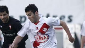<b>CONTROL. </b>Borja conduce el balón, en el partido ante el Celta.