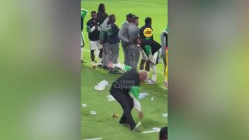 Nigeria quedó afuera del Mundial y el DT enloqueció porque... ¡acusó magia negra!