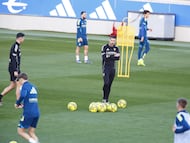 Sellés, durante el entrenamiento de esta tarde en el Ibercaja Estadio.