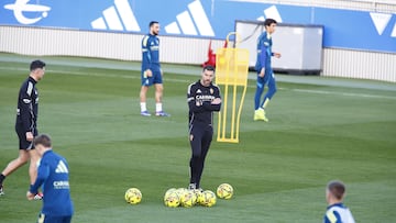 Sellés, durante el entrenamiento de esta tarde en el Ibercaja Estadio.