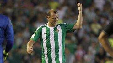 Zozulya con el Betis. 