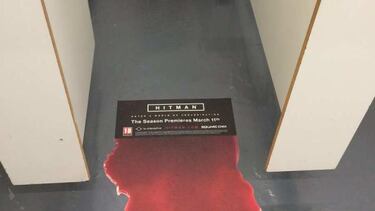 Hitman se promociona con asesinatos en el baño
