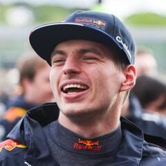 Who won the 2022 Laureus World Sportsman of the Year Award?