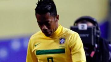 Mano Menezes mete a Robinho en su lista negra