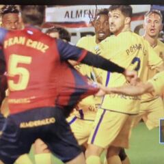 El Extremadura, irónico con el árbitro: "Enhorabuena, valiente"