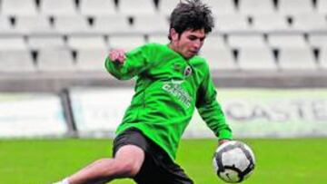 <b>PERLA ALBINEGRA. </b>Jordi Marenyà es una de las promesas de la cantera del Castellón.