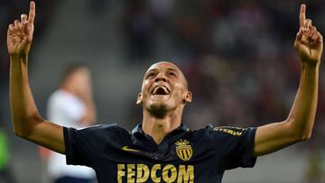 El Mónaco golea 1-4 en Lille y se hace con el liderato