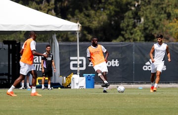 Rüdiger con el balón. 