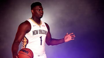 NEW ORLEANS, LOUISIANA - SEPTEMBER 27: Zion Williamson #1 of the New Orleans Pelicans poses for photos during Media Day at Smoothie King Center on September 27, 2021 in New Orleans, Louisiana. NOTE TO USER: User expressly acknowledges and agrees that, by downloading and or using this photograph, User is consenting to the terms and conditions of the Getty Images License Agreement. Sean Gardner/Getty Images/AFP
== FOR NEWSPAPERS, INTERNET, TELCOS & TELEVISION USE ONLY ==