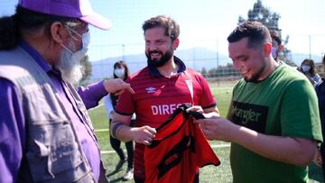 Boric anuncia intervención en el fútbol chileno