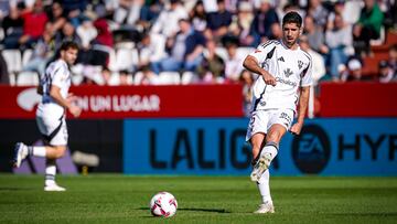 Ros se gana la confianza de Alberto González