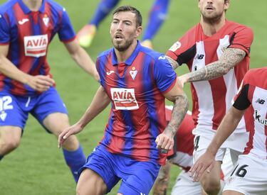 La falta del gol del delantero la está notando el equipo de Mendilibar. El jugador menorquín sólo ha marcado un gol en lo que va de temporada y hay que remontarse a diciembre de 2019 para ver el anterior. La falta de público no le ha beneficiado al jugador del Eibar que ha visto como su producción goleadora se ha reducido al mínimo. 