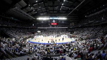 El WiZink Center con público durante el playoff de la Liga Endesa entre el Real Madrid y el Barcelona de la temporada 2018-19.