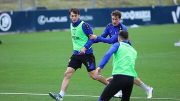Herrando, junto a Budimir, en un entrenamiento.