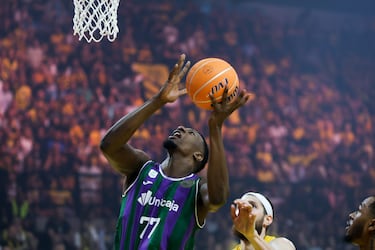 Kameron Taylor fichar¨¢ por el Valencia Basket, que ahora va a por Sima