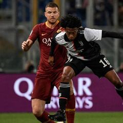 Juventus ofrecería a Cuadrado a Fiorentina para fichar a Chiesa