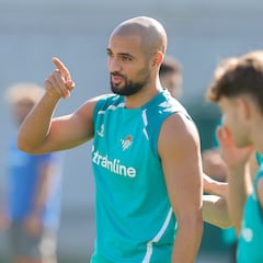 Amrabat apunta al Barcelona