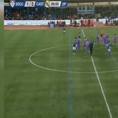 Expulsan a Solari y atraviesa la cancha... ¡en pleno partido!