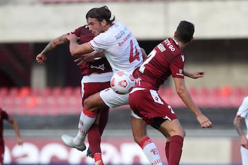 Jordan Barroilhet, en un duelo entre Curicó Unido y Deportes La Serena del Campeonato Nacional 2021.