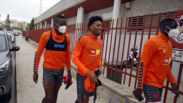 09-02-21
ELCHE
ENTRENAMIENTO
HELIBELTON PALACIOS, MOJICA, MFULU