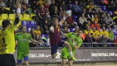 El Barcelona arrasa en el Palau a un Naturhouse muy diezmado