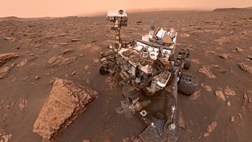 Scientists studying thousands of images of Mars made an “impossible” discovery on the top of the highest mountains on the planet located around the equator.