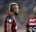Arturo Vidal lucha por un puesto y Flamengo define formación para la final