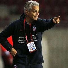 Rueda: "Nadie le ha pasado por arriba a Chile en este proceso"