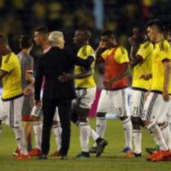 Argentina acaba con el invicto como local de José Pékerman