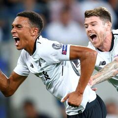 El Liverpool vence en Alemania y acaricia el pase a Champions