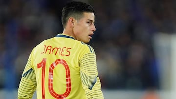 Faustino Asprilla defiende a James Rodr&iacute;guez 